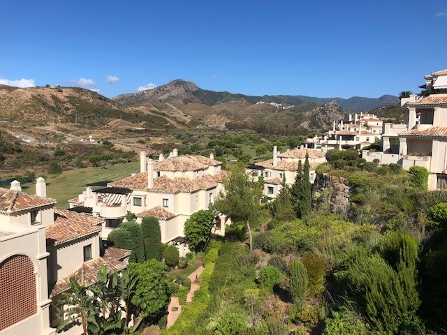 Bo i Spanien